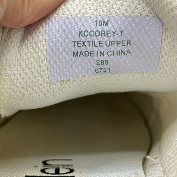 Calvin Klein Women's KCCOREY-T Casual Slip On Sneakers CK Logo White Size 10 - Picture 9 of 9